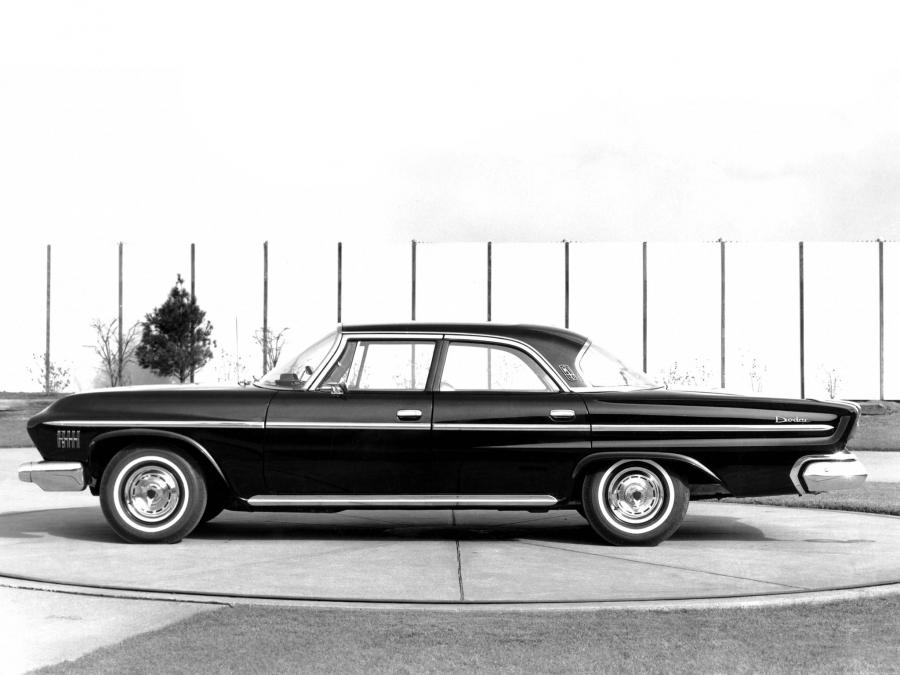  Dodge Custom 880 Sedan 1962 года  (фото 1 из 1)